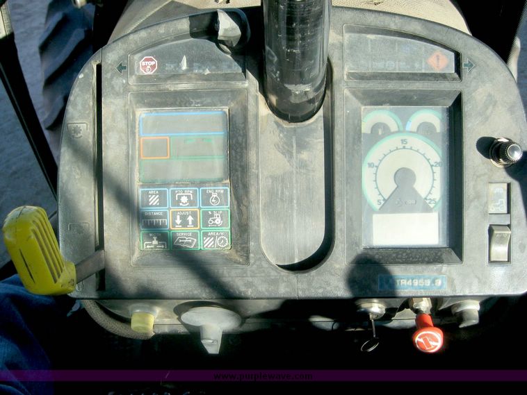 image for item 6543 1989 John Deere 4955 MFWD tractor