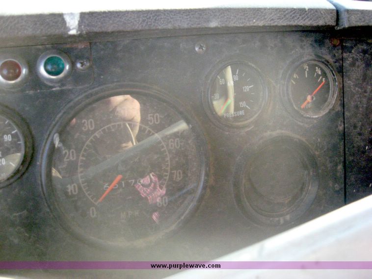 image for item 6546 1975 International Transtar II single axle cab-over semi