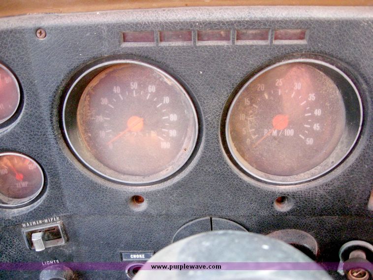 image for item 6551 1974 Chevrolet C65 tandem axle grain truck with 22' bed and hoist