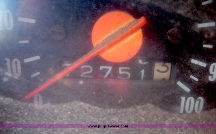 image for item 6551 1974 Chevrolet C65 tandem axle grain truck with 22' bed and hoist