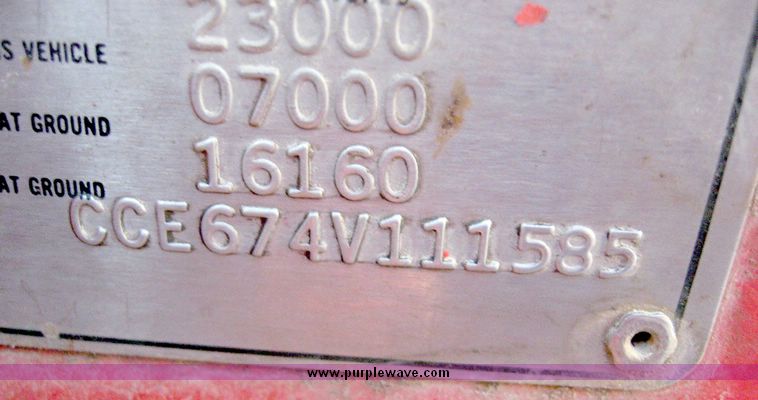 image for item 6551 1974 Chevrolet C65 tandem axle grain truck with 22' bed and hoist