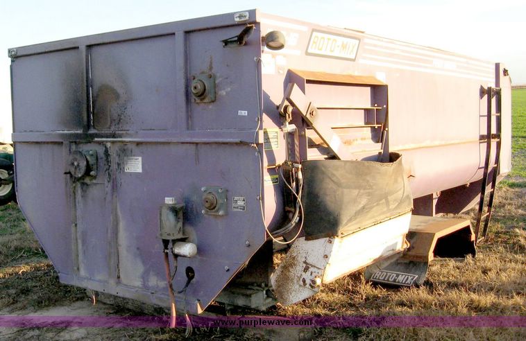 image for item 6556 RotoMix 620-16 feed mixer box