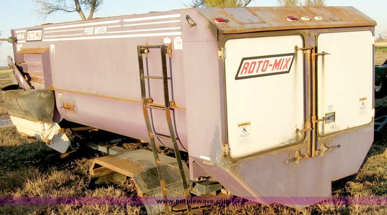 image for item 6556 RotoMix 620-16 feed mixer box