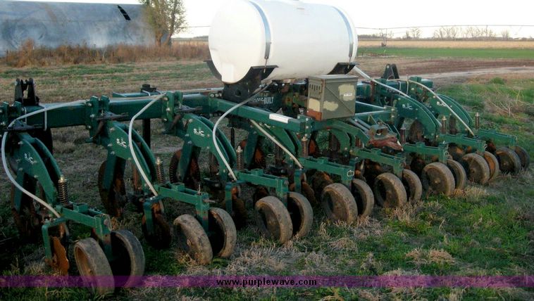 image for item 6557 StripCat eight shank liquid fertilizer applicator