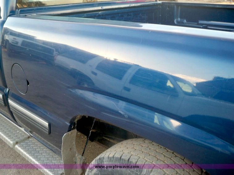 image for item 6576 2000 Chevrolet K1500 Silverado Z71 extended cab pickup