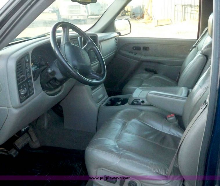 image for item 6576 2000 Chevrolet K1500 Silverado Z71 extended cab pickup