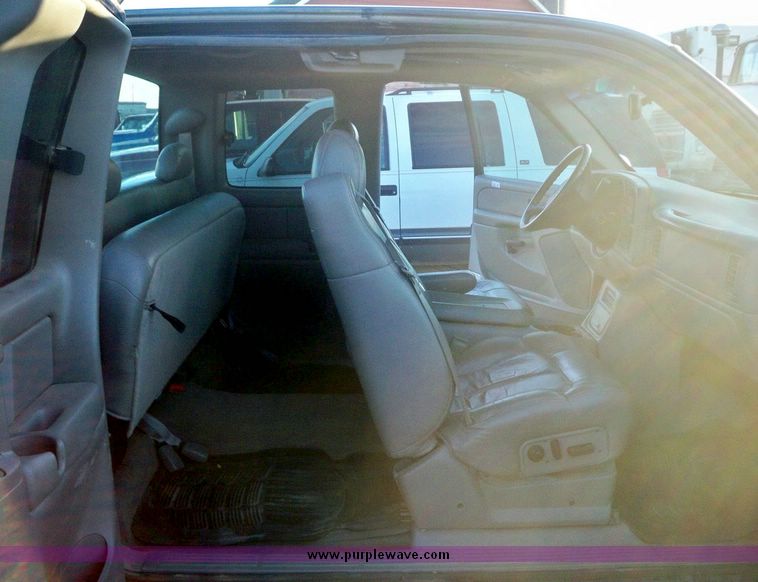 image for item 6576 2000 Chevrolet K1500 Silverado Z71 extended cab pickup