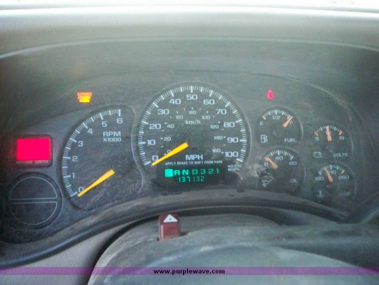 image for item 6576 2000 Chevrolet K1500 Silverado Z71 extended cab pickup