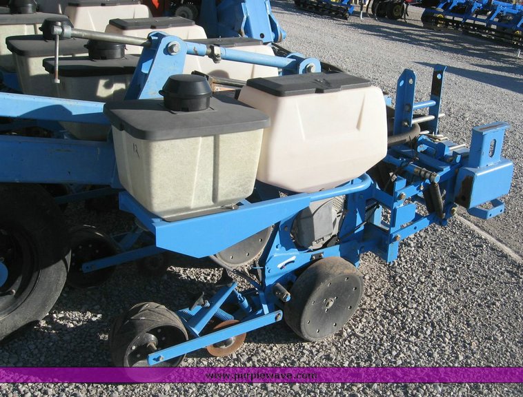 image for item 6612 Monosem 16 row stack fold vacuum planter