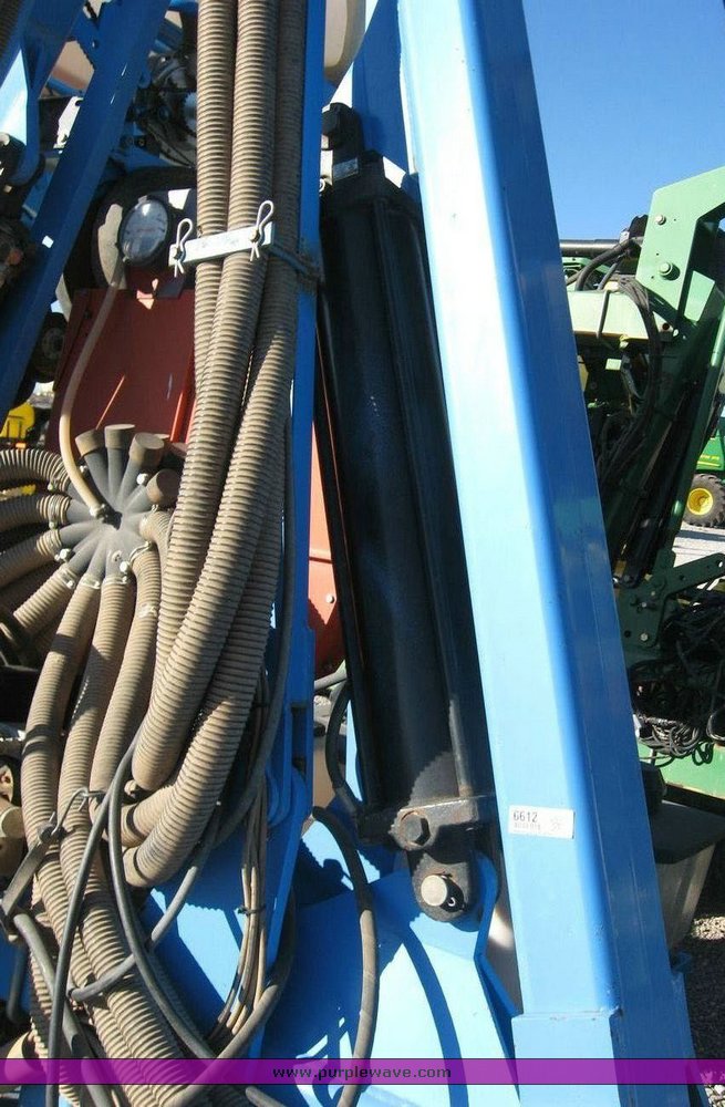 image for item 6612 Monosem 16 row stack fold vacuum planter