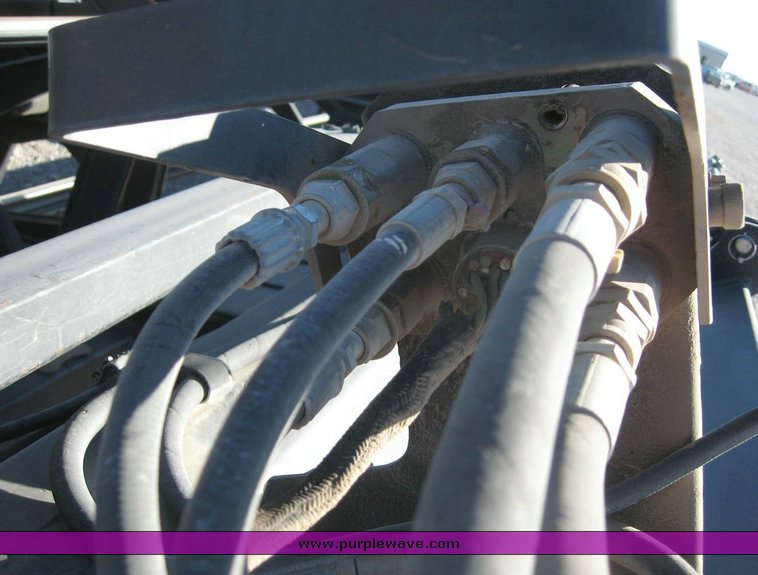 image for item 6613 2005 Mac Don 963 draper head