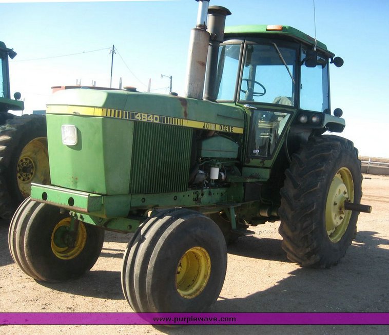 image for item 6638 1978 John Deere 4840 tractor