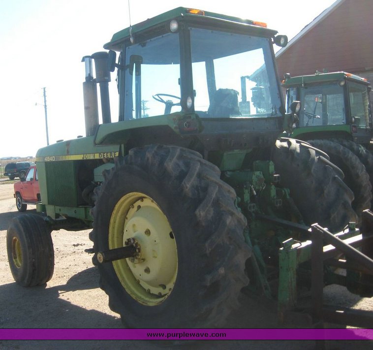 image for item 6638 1978 John Deere 4840 tractor