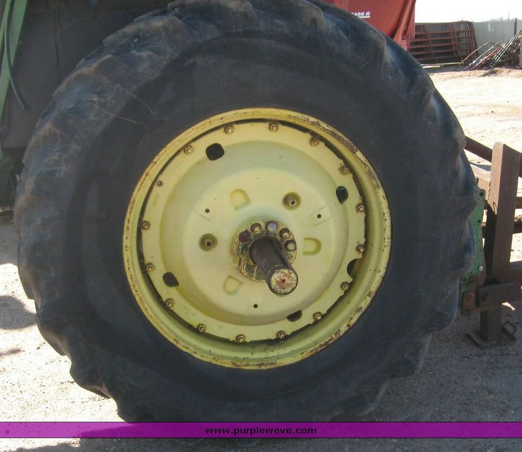 image for item 6638 1978 John Deere 4840 tractor