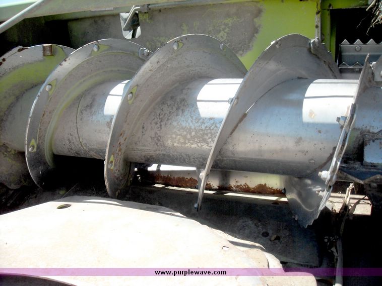 image for item 8000 Claas RU 600 row independent corn forage head