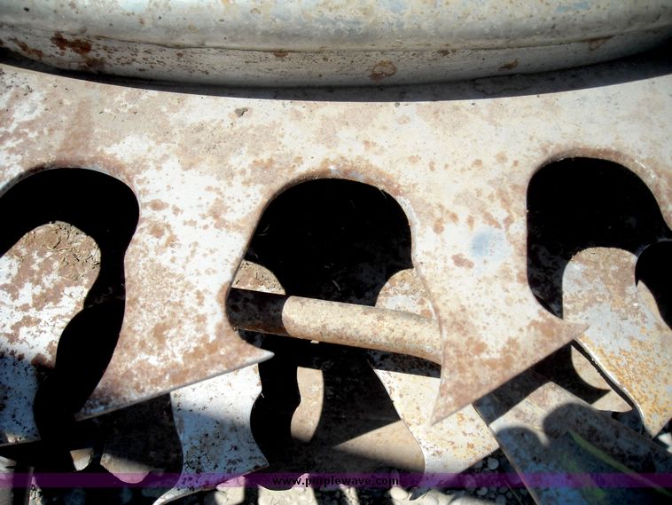 image for item 8000 Claas RU 600 row independent corn forage head