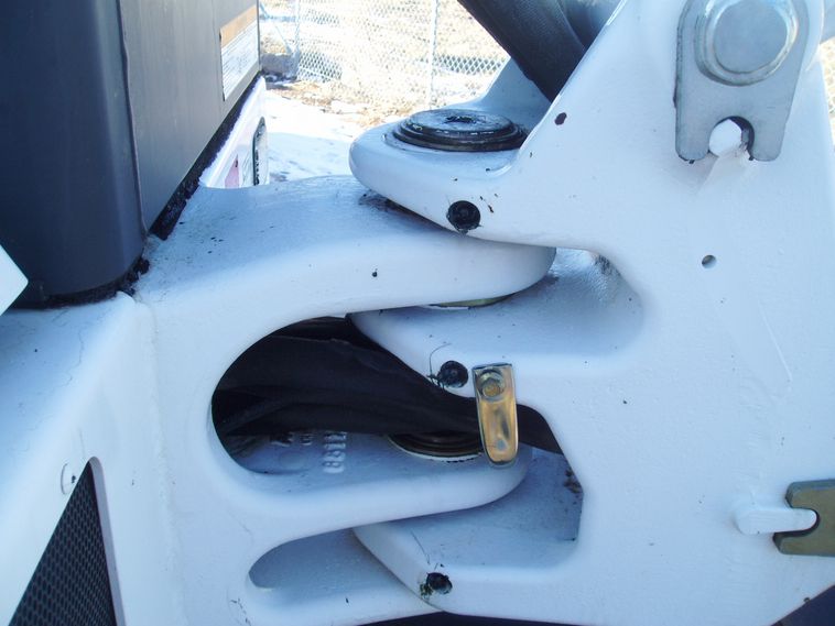 image for item 3605 2005 Bobcat 435ZHS compact excavator