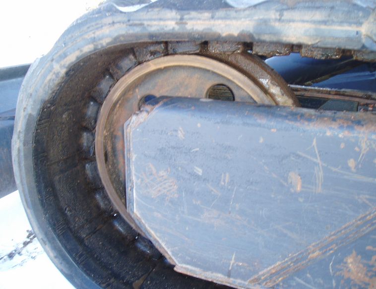 image for item 3605 2005 Bobcat 435ZHS compact excavator