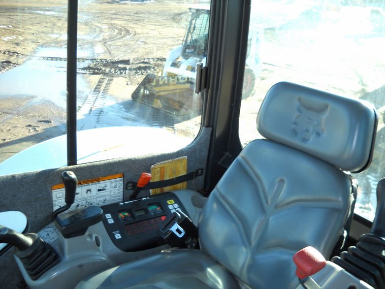 image for item 3605 2005 Bobcat 435ZHS compact excavator