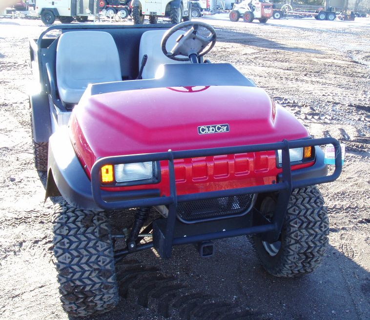 2006 Club Car XRT1200 4 x 2 utility vehicle with dump bed in Colorado