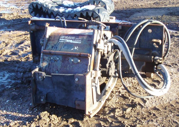 image for item 3610 Bobcat 24' skid steer mount planer