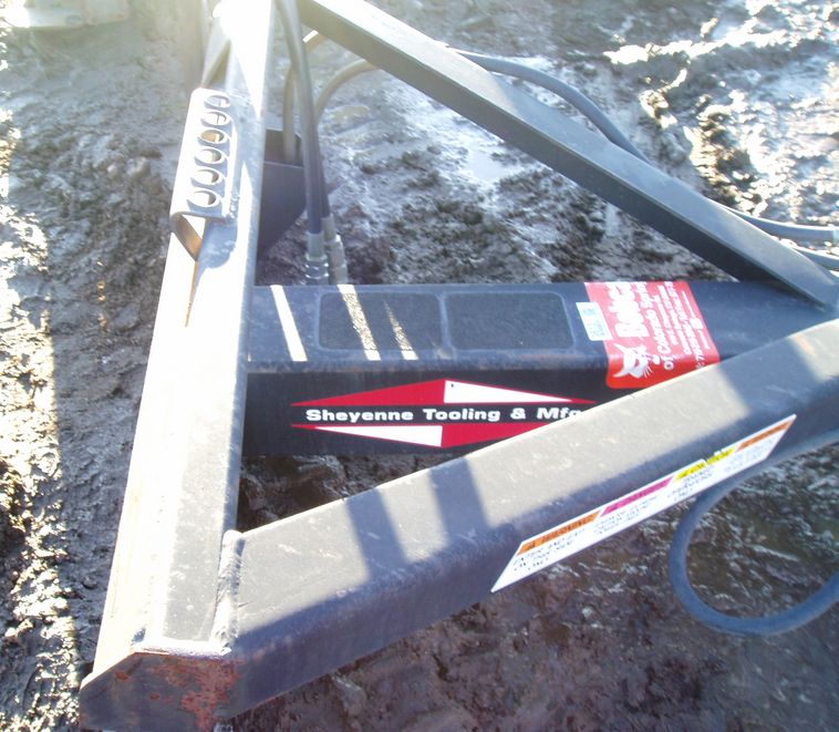 image for item 3613 Sheyenne Tooling and Mfg Teleboom 200 skid steer attachment