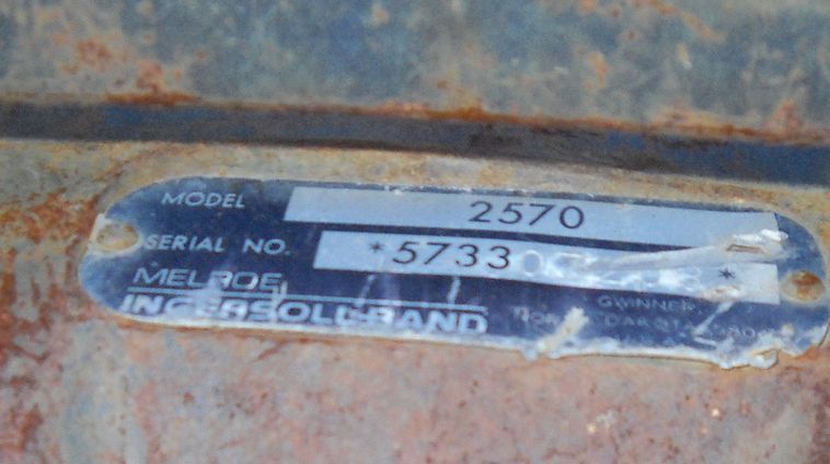 image for item 3616 Bobcat hydraulic breaker skid steer attachment