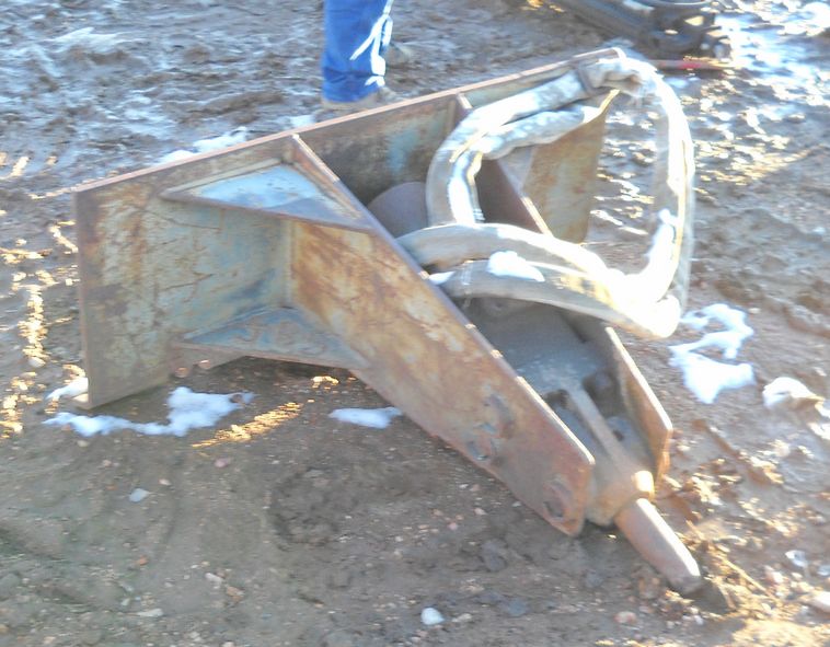 image for item 3617 Melroe hydraulic breaker skid steer attachment