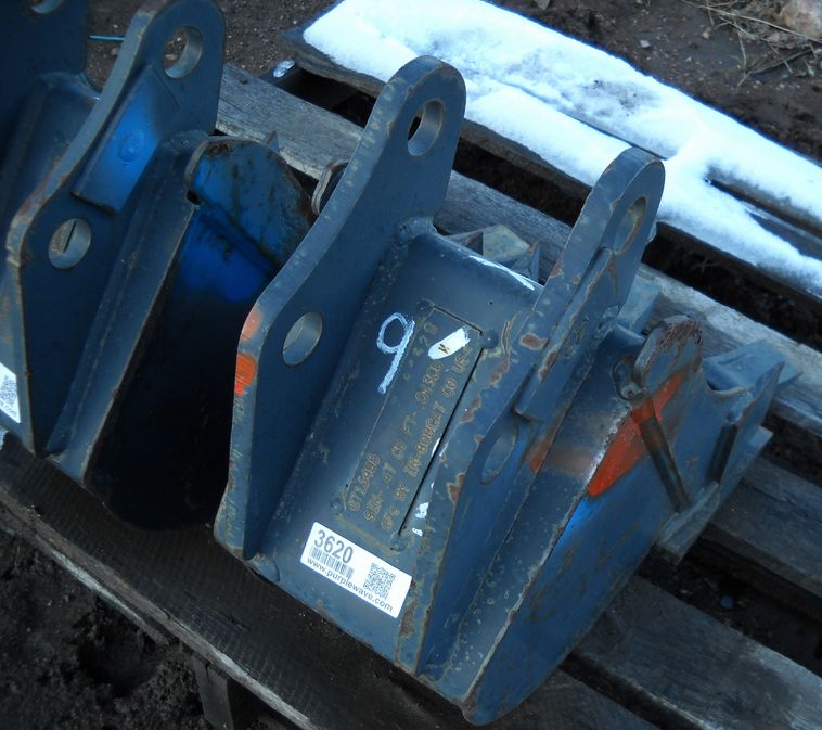 image for item 3620 9"/.47 cu.ft. Ingersoll Rand/Bobcat compact excavator bucket