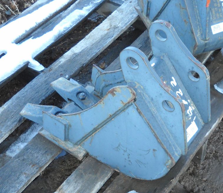 image for item 3623 9"/.47 cu.ft. Ingersoll Rand/Bobcat compact excavator bucket