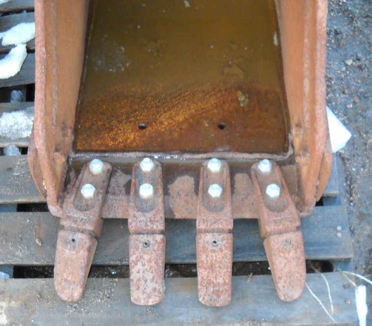 image for item 3626 16"/.98 cu.ft. Bobcat compact excavator bucket