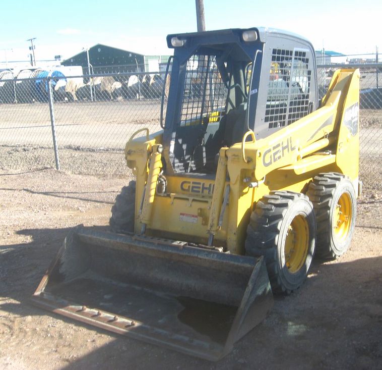 image for item 3714 2007 Gehl 4640E skid steer