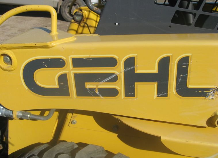 image for item 3714 2007 Gehl 4640E skid steer