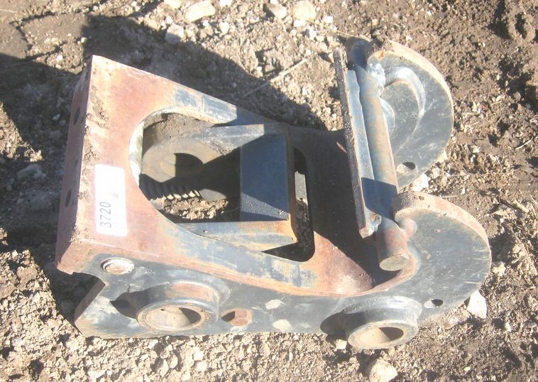 image for item 3720 Quick Attach compact excavator coupler