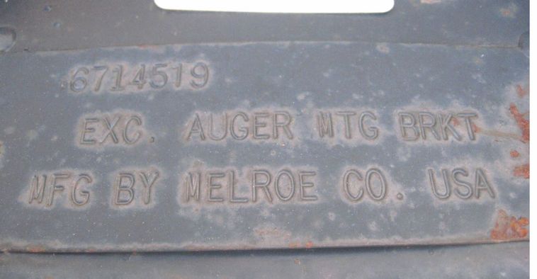 image for item 3721 Excavator auger mounting bucket