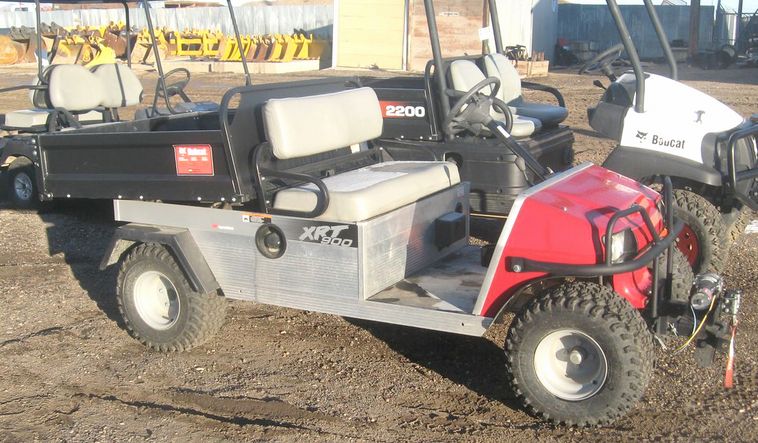 image for item 3724 2006 Club Car XRT-900 4 x 2 utility vehicle