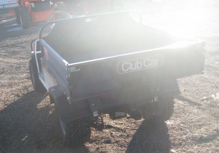 image for item 3724 2006 Club Car XRT-900 4 x 2 utility vehicle