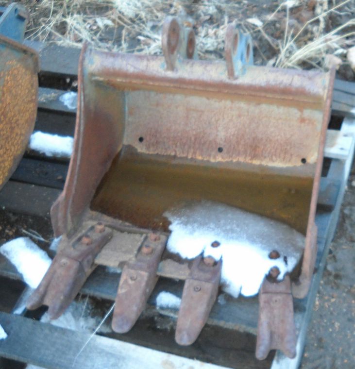 image for item 6963 20"/1.42 cu.ft compact excavator bucket