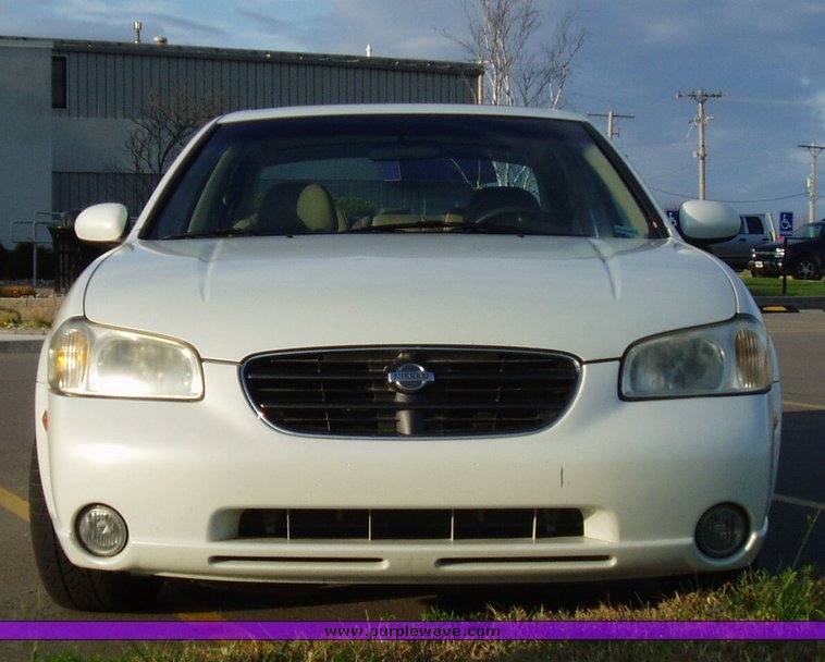 image for item 3510 2000 Nissan Maxima