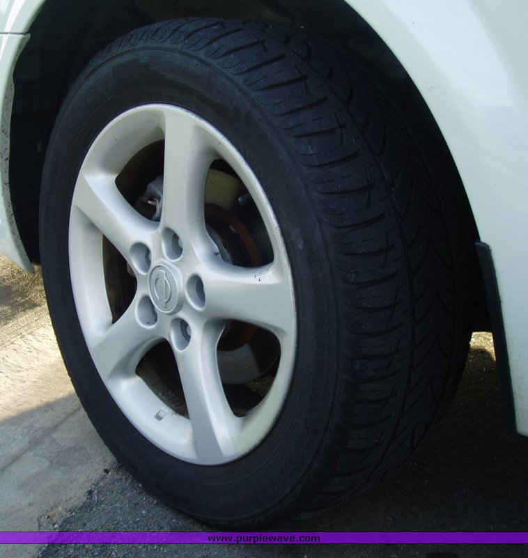 image for item 3510 2000 Nissan Maxima