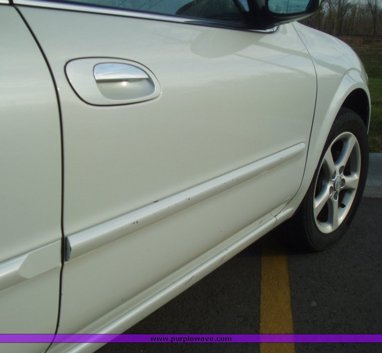 image for item 3510 2000 Nissan Maxima