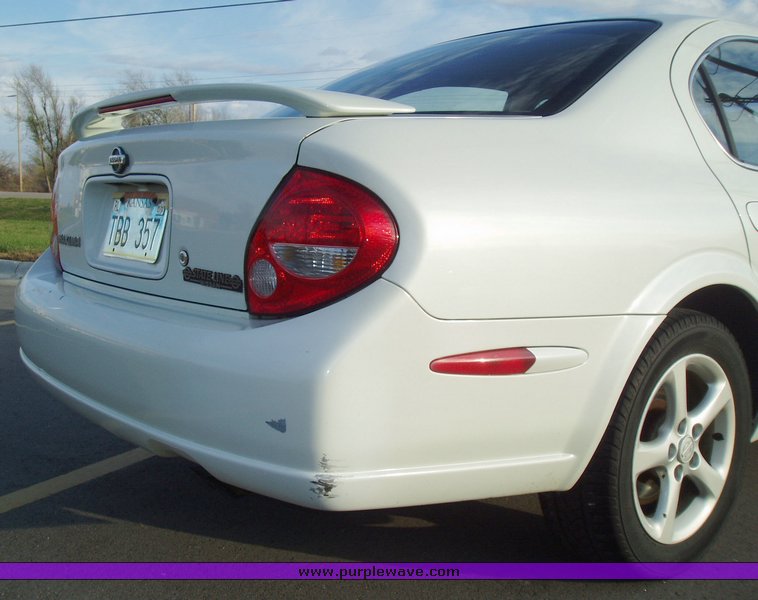 image for item 3510 2000 Nissan Maxima