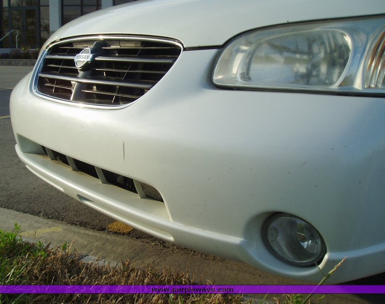image for item 3510 2000 Nissan Maxima