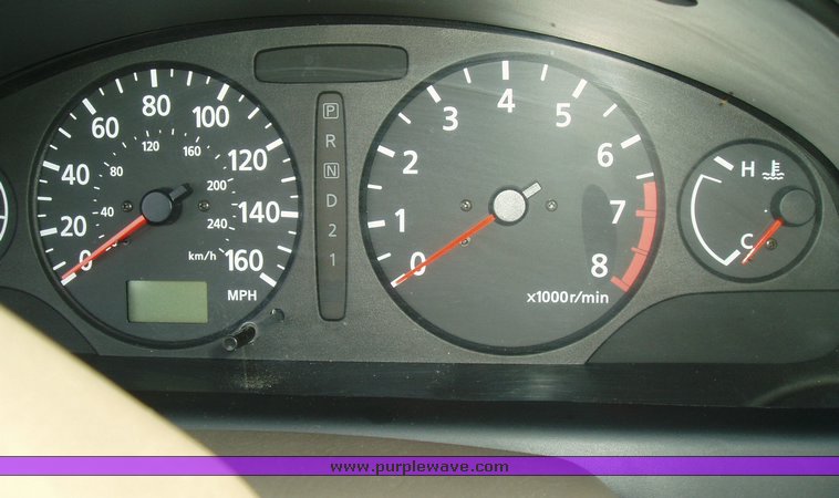 image for item 3510 2000 Nissan Maxima