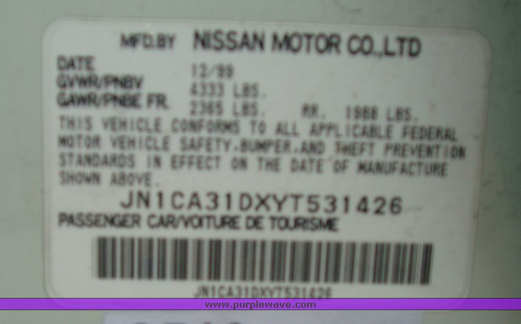image for item 3510 2000 Nissan Maxima