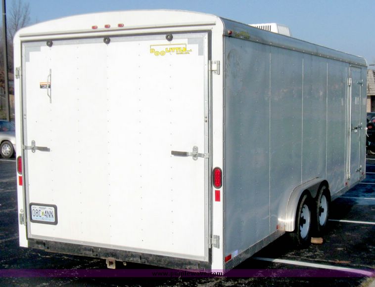 image for item 3975 2005 Doolittle 25' enclosed trailer