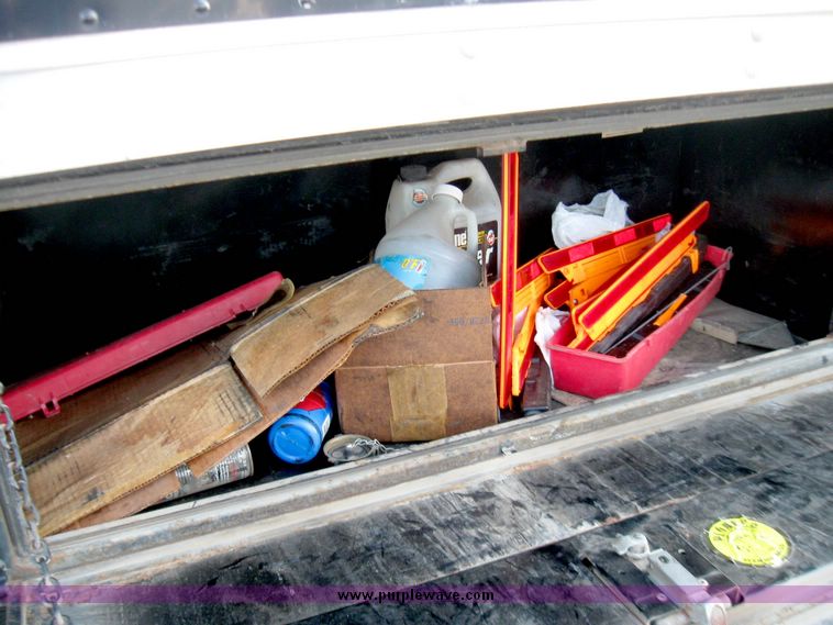 image for item 3978 2000 International Series 4700 box truck