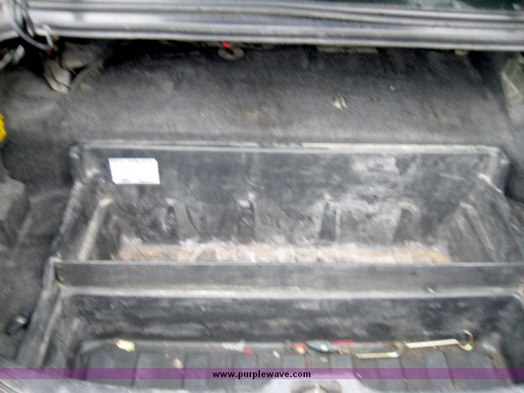 image for item 3979 2004 Ford Crown Victoria Police Interceptor