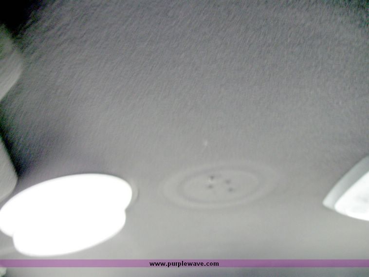 image for item 3979 2004 Ford Crown Victoria Police Interceptor