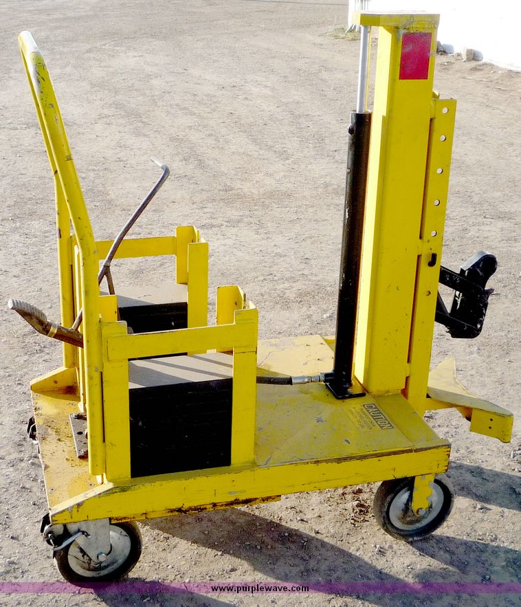 image for item 5045 55 gallon barrel clamp